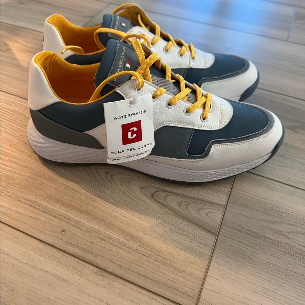 Men’s Duca Del Cosma golf shoes